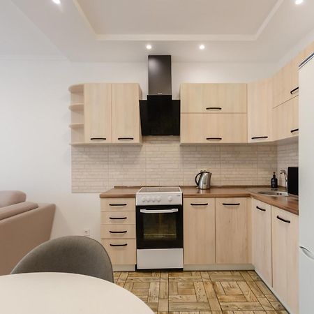 Petrovdom 7-27 In Rc Kvartet Cozy Apartment Nearby With Central Railway Station Киев Екстериор снимка
