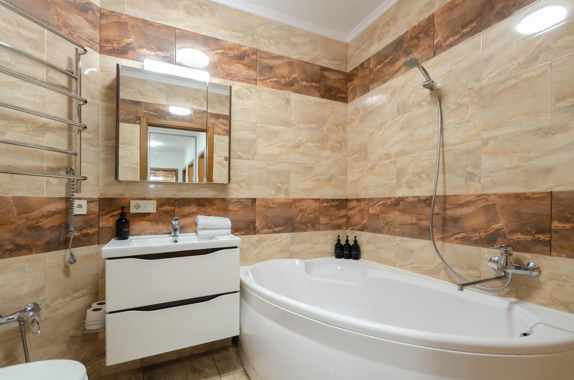 Petrovdom 7-27 In Rc Kvartet Cozy Apartment Nearby With Central Railway Station Киев Екстериор снимка