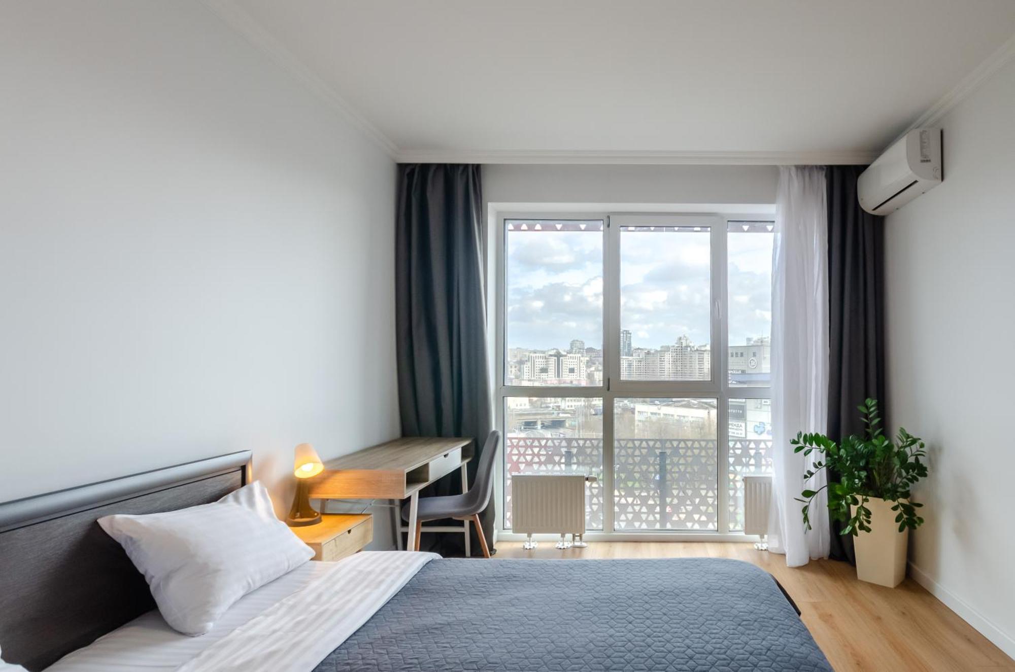 Petrovdom 7-27 In Rc Kvartet Cozy Apartment Nearby With Central Railway Station Киев Екстериор снимка