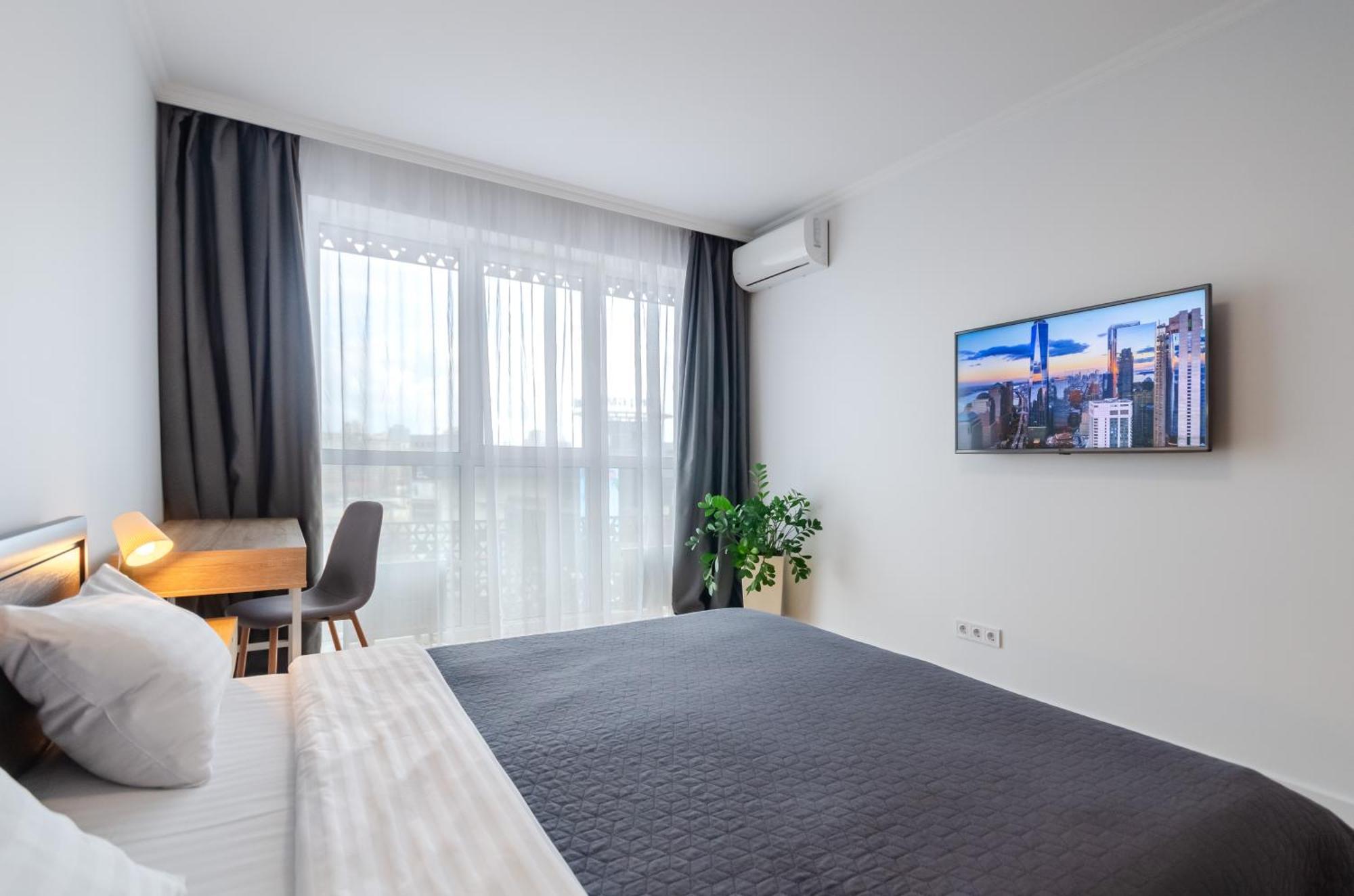 Petrovdom 7-27 In Rc Kvartet Cozy Apartment Nearby With Central Railway Station Киев Екстериор снимка