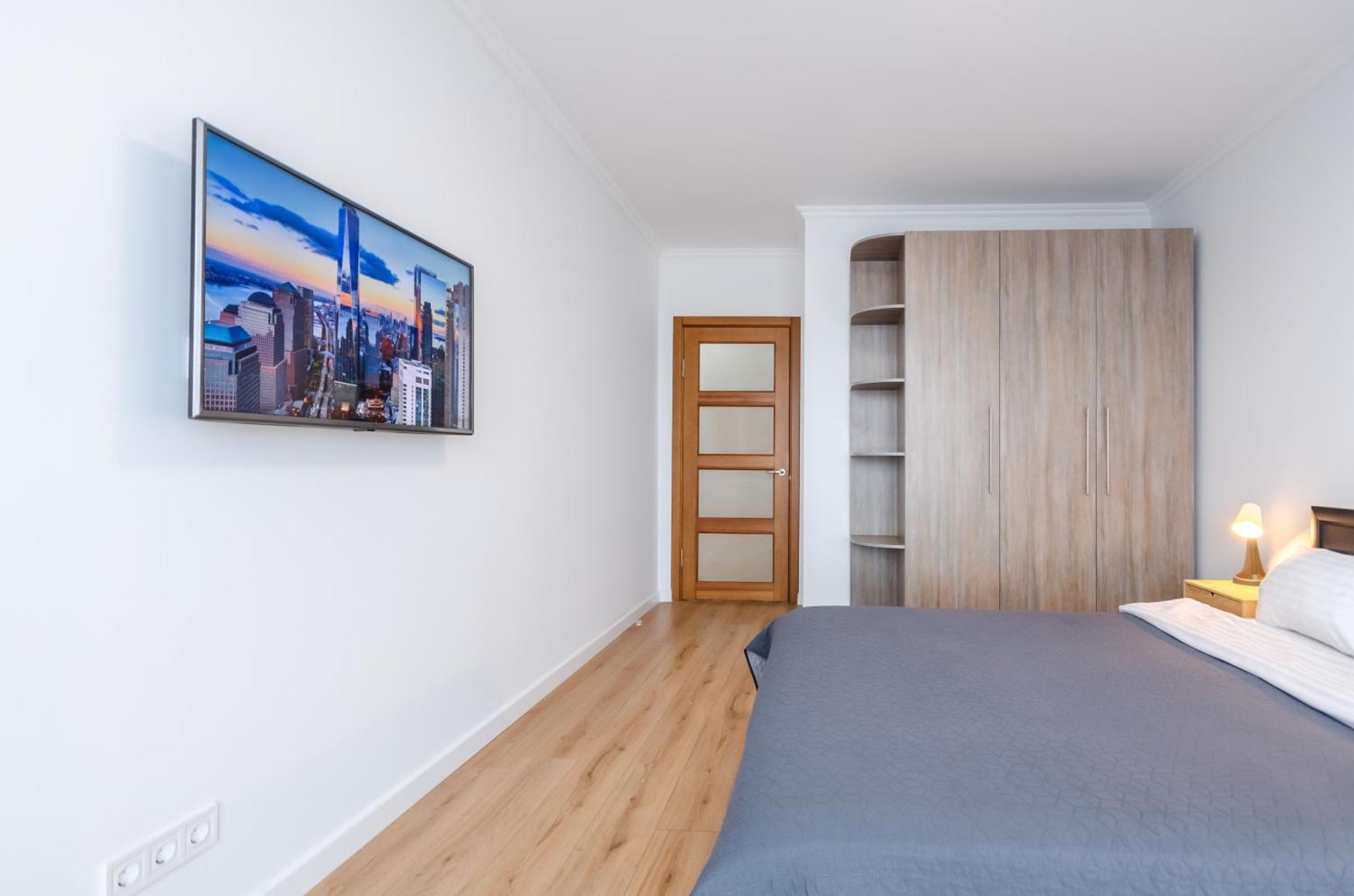 Petrovdom 7-27 In Rc Kvartet Cozy Apartment Nearby With Central Railway Station Киев Екстериор снимка
