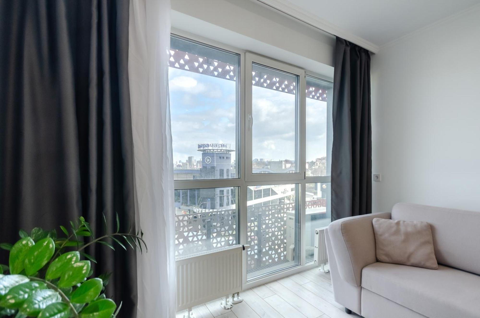 Petrovdom 7-27 In Rc Kvartet Cozy Apartment Nearby With Central Railway Station Киев Екстериор снимка